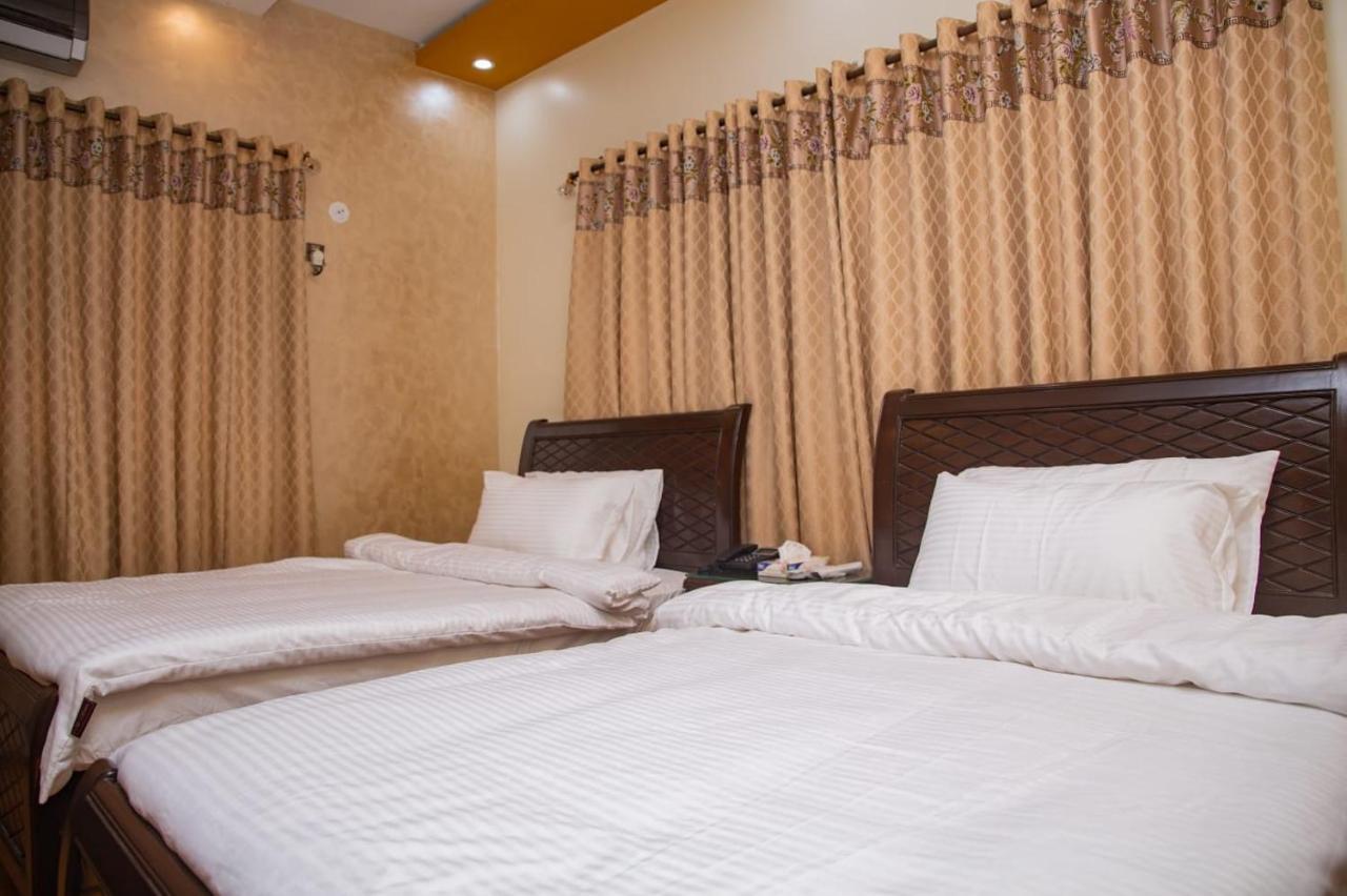 Elet Business Hotel Karachi Buitenkant foto