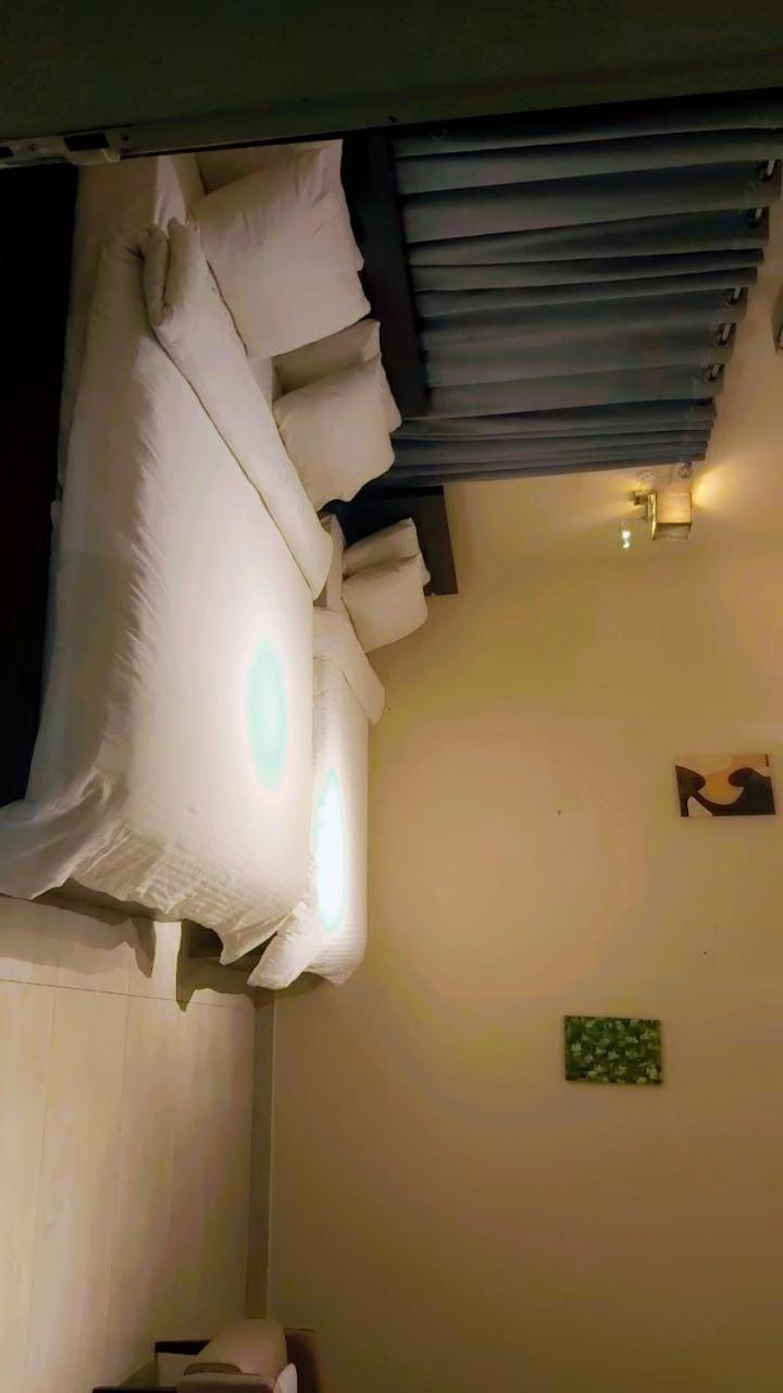 Elet Business Hotel Karachi Buitenkant foto