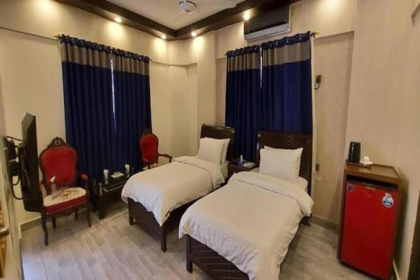 Elet Business Hotel Karachi Buitenkant foto